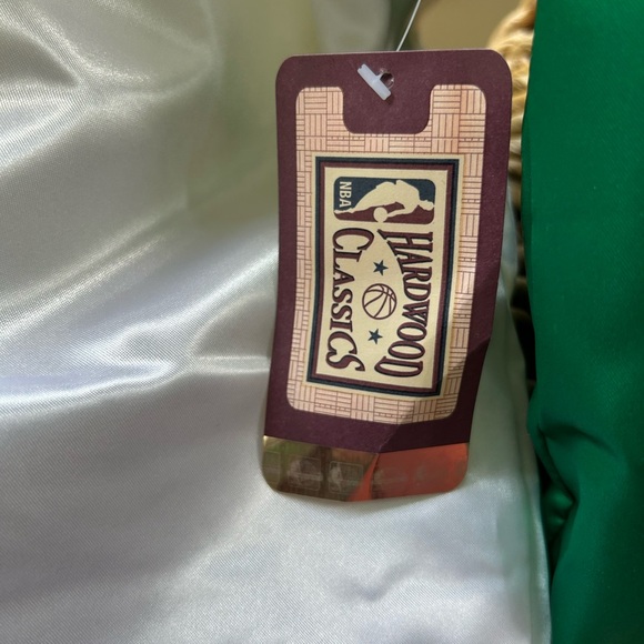 Celtics Satin Retro Bomber Jacket NWT Mitchell & Ness X-Large - Picture 4 of 6